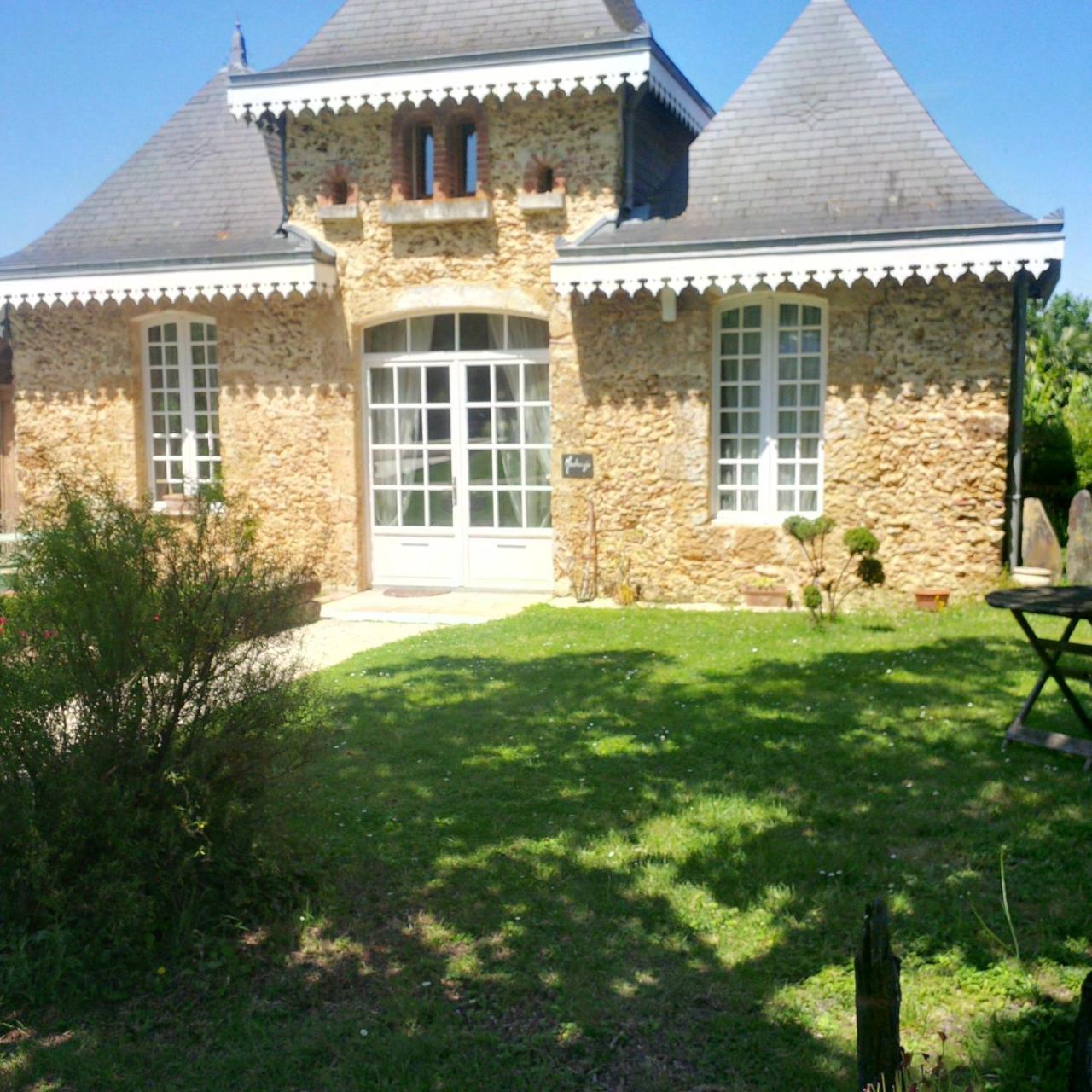 Maison D'Hotes Lassaubatju Hontanx Dış mekan fotoğraf